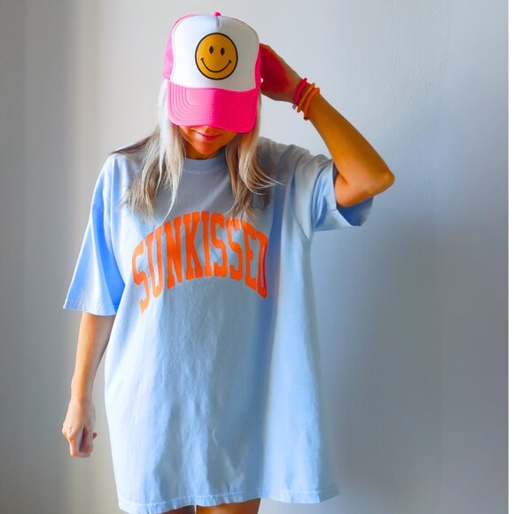 NWT Hydrangea Blue Sunkissed T-Shirt - Picture 10 of 17